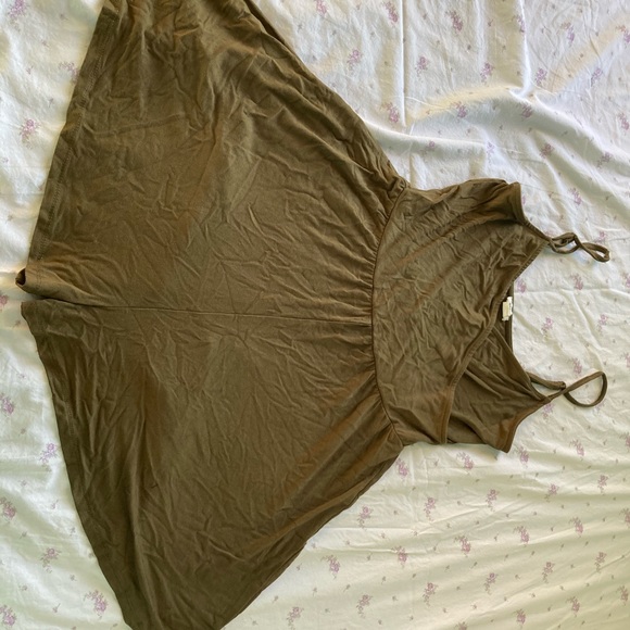 Green Romper - Picture 5 of 5